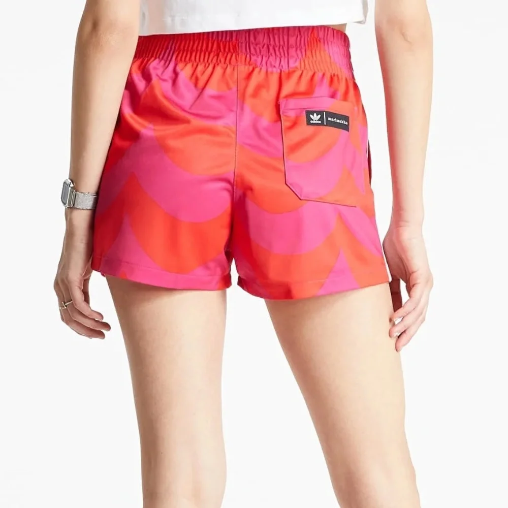 Adidas x Marimekko Shorts - Picture 3 of 12